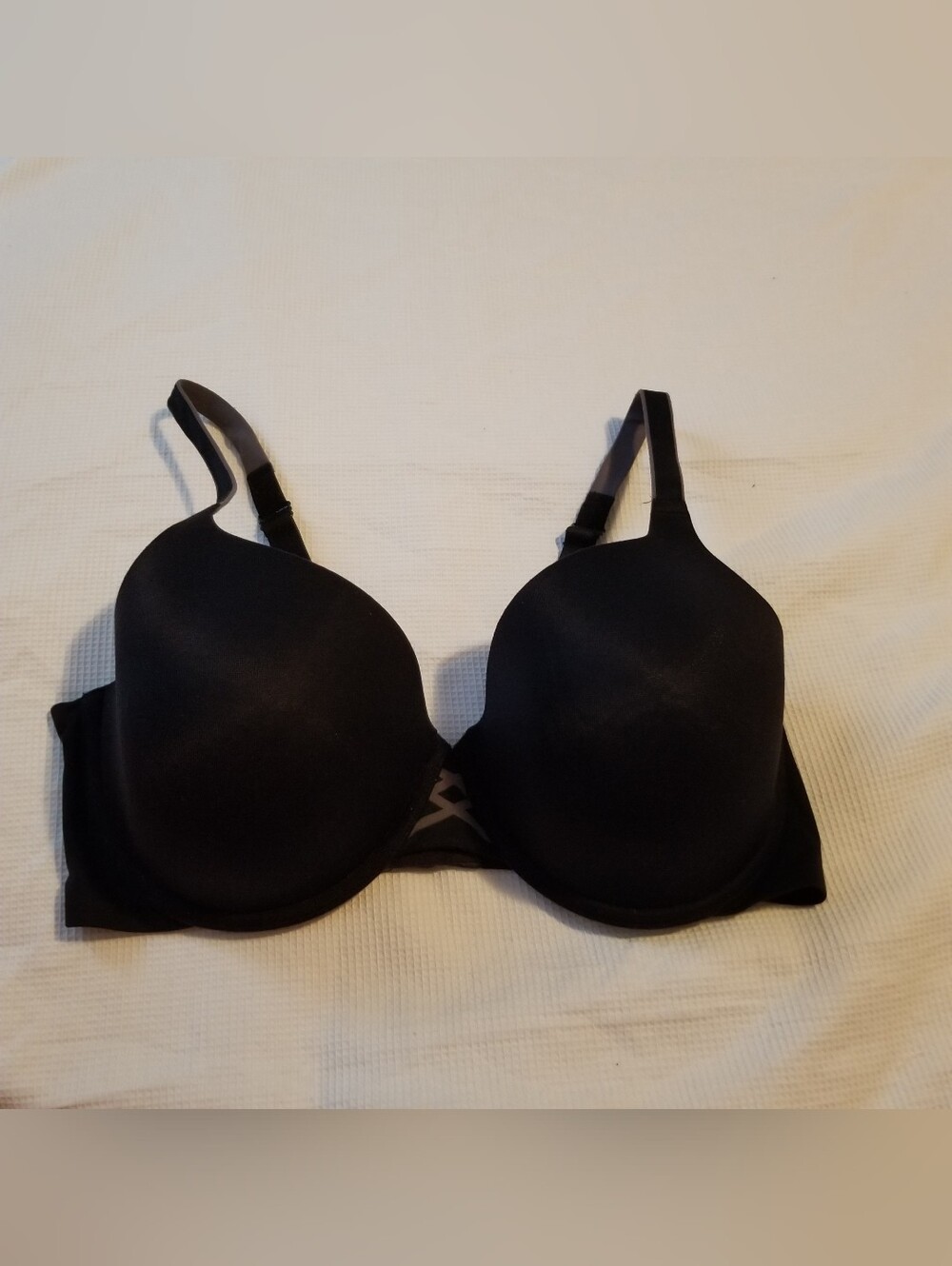 Warner's Women's 36D Black Molded-Cup Underarm Smoothing T-Shirt Underwire Bra